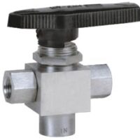 SWITCHING SERVICE BALL VALVE THREE-WAY BOTTOM INLET SCREWED ENDS